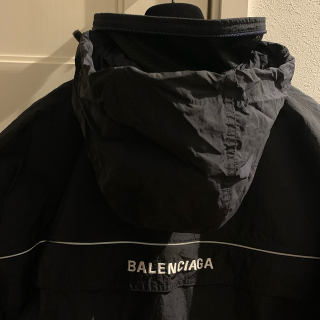 Balenciaga(バレンシアガ)のrunrun様専用　バレンシアガ　マウンテンパーカー メンズのジャケット/アウター(マウンテンパーカー)の商品写真