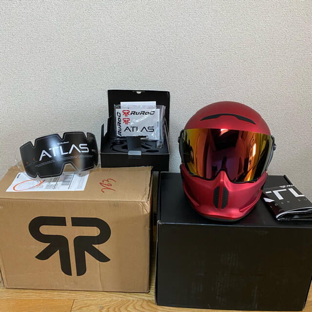 自動車/バイクRuroc ATLAS 1.0 CARBON HELMET - CRIMSON