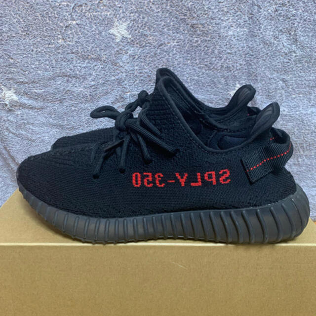 メンズYeezy Boost 350v2 ブレッド