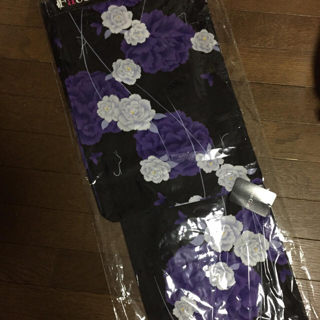 浴衣 黒 紫 レディースの水着/浴衣(浴衣)の商品写真