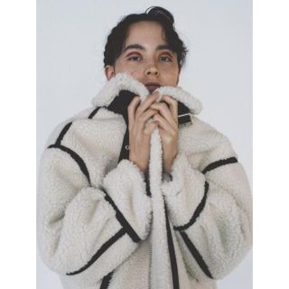 ファーファー(fur fur)の【即決済のみ】FURFUR☆新作新品☆ボンバージャケット☆完売☆アイボリー(ブルゾン)