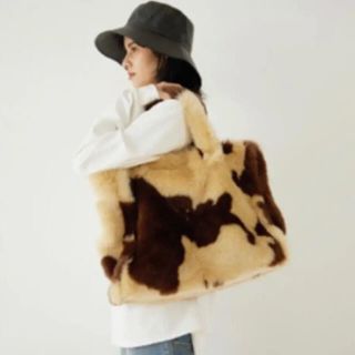 シールームリン(SeaRoomlynn)の完売SeaRoomlynn🐚ECO FUR BIG BAG COW 新品(トートバッグ)