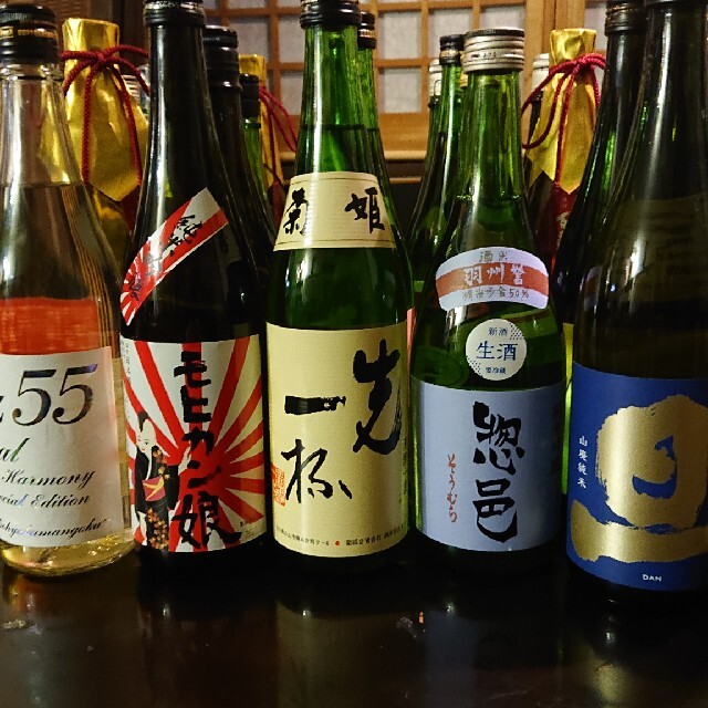 日本酒ですしごうびんですモヒカン娘 ばくれん限定などしごうびん