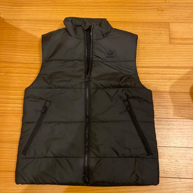 adidas(アディダス)のadidas originals⭐︎オリジナルスキルティングベスト　新品VEST メンズのジャケット/アウター(ダウンベスト)の商品写真