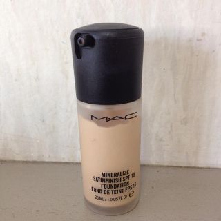 マック(MAC)のセール✨MACリキッドファンデ✨(その他)
