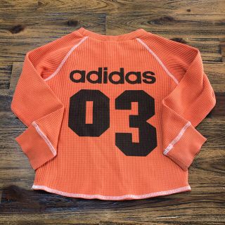 アディダス(adidas)のadidas ロングスリーブTシャツ(Tシャツ/カットソー)