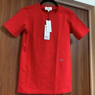 カルバンクライン(Calvin Klein)の定価半額以下！カルバン・クライン　赤Tシャツ(Tシャツ(半袖/袖なし))