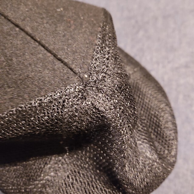 YOSHINORI KOTAKE(ヨシノリコタケ)のKOTAKE YOSINORl バーニーズニューヨーク 黒 キャップ メンズの帽子(キャップ)の商品写真