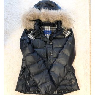 バーバリーブルーレーベル(BURBERRY BLUE LABEL)の【美品】BURBERRY ダウンジャケット ファー付き ブラック(ダウンジャケット)