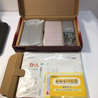 良品　ニンテンドー3DS フレアレッド　付属品一式　動作良好　画面綺麗　ソフト付