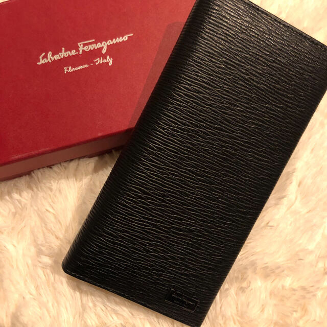 Salvatore Ferragamo(サルヴァトーレフェラガモ)のフェラガモ　長財布 メンズのファッション小物(長財布)の商品写真