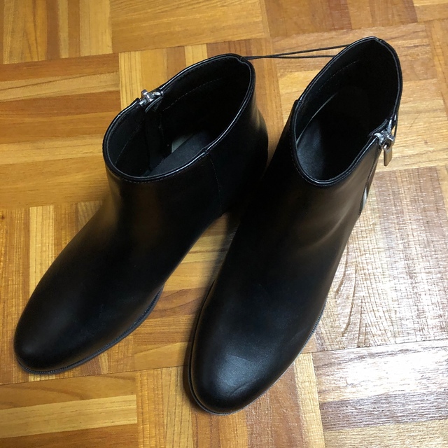 GU(ジーユー)の新品GUブーツ　ブラックXL レディースの靴/シューズ(ブーツ)の商品写真