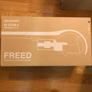シャープ(SHARP)のシャープ　コードレス　FREED　ブルー　EC-SX210-A　フリード2 (掃除機)