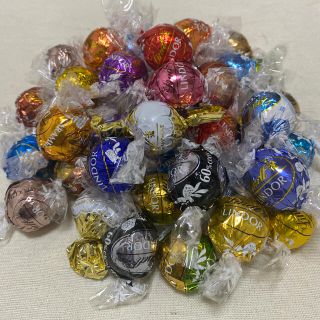 リンツ(Lindt)のお試し食べ比べ♪　リンツリンドール　23種のフレーバー×2粒セット(菓子/デザート)