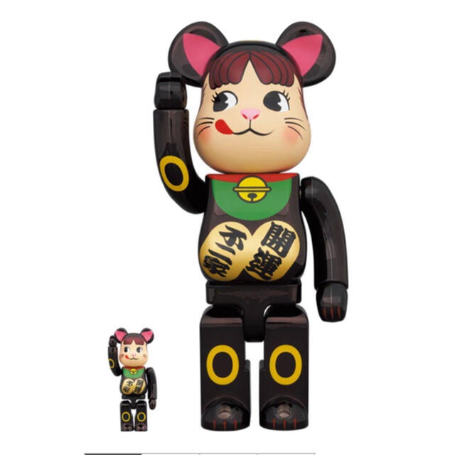 不二家(フジヤ)のBE@RBRICK  招き猫 ペコちゃん 黒メッキ 100％ ＆ 400％ エンタメ/ホビーのおもちゃ/ぬいぐるみ(キャラクターグッズ)の商品写真