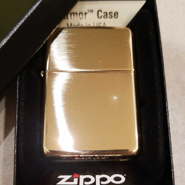 ZIPPO(ジッポー)の【新品】【未使用】ZIPPOゴールドアーマー真鍮　鏡面仕上 ポリッシュ メンズのファッション小物(タバコグッズ)の商品写真