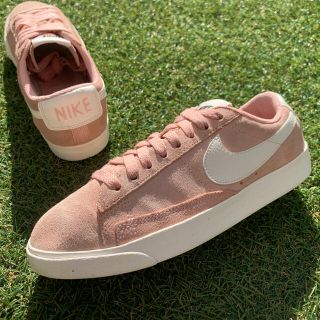 ナイキ(NIKE)の美品24 NIKE BLAZER ナイキ ブレザーロー スエード E786(スニーカー)