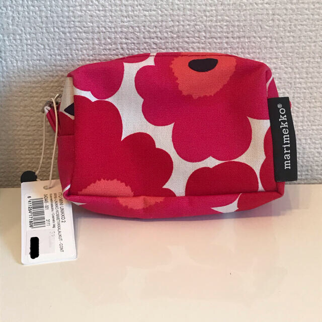 marimekko(マリメッコ)のmarimekko itu mini unikko 2 ポーチ レッド 赤 レディースのファッション小物(ポーチ)の商品写真