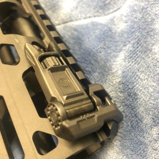 実物 magpul MBUS PRO オフセット(カスタムパーツ)