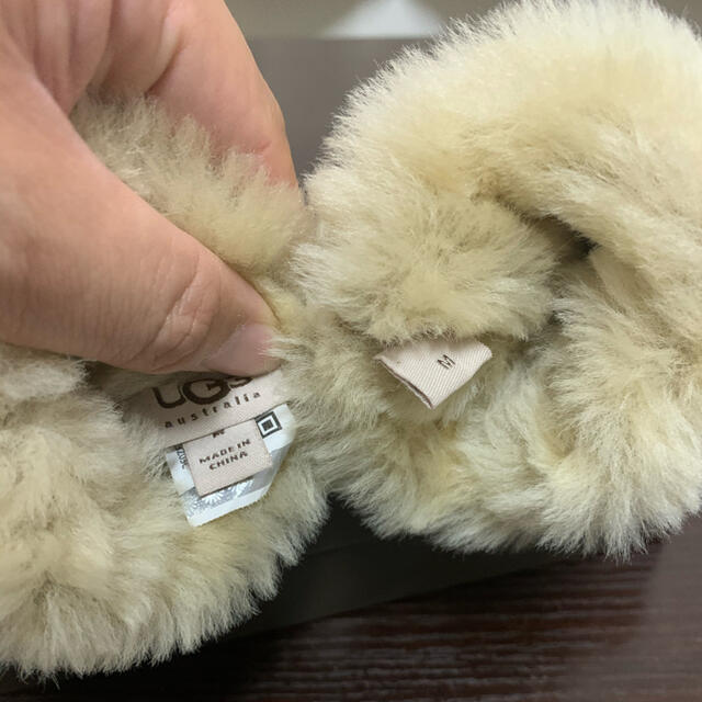 UGG アグ レディース 手袋 グローブ M 羊革 箱付き 美品