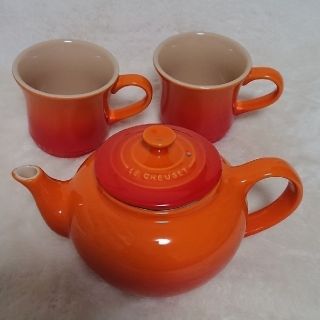 ルクルーゼ(LE CREUSET)のル・クルーゼ ティーポット マグカップ セット オレンジ(食器)