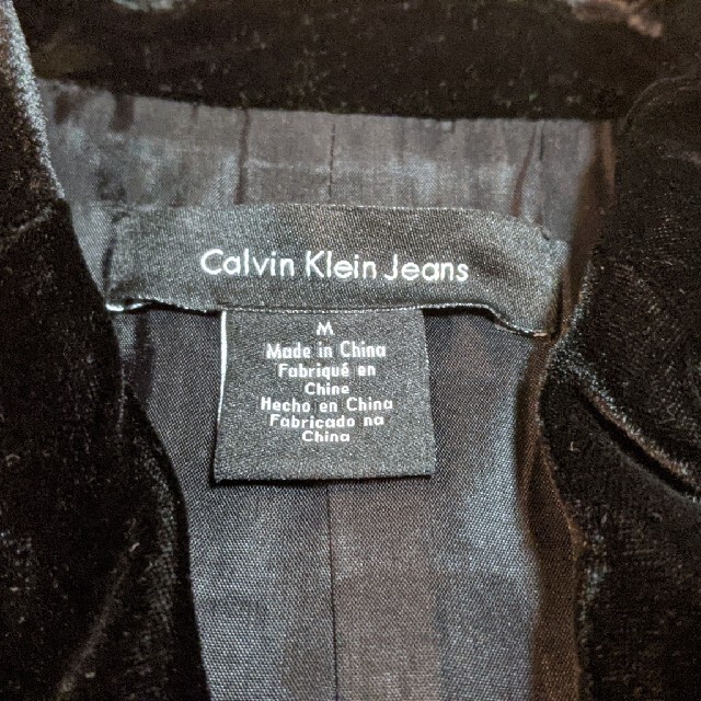 Calvin Klein(カルバンクライン)のCalvin Klein　ベルベットジャケット レディースのジャケット/アウター(テーラードジャケット)の商品写真