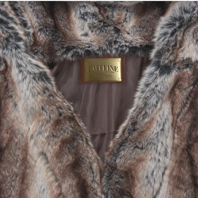 シルバーピーチ YELLO BEAR HUG FUR COAT BROWN フェイクファーコート