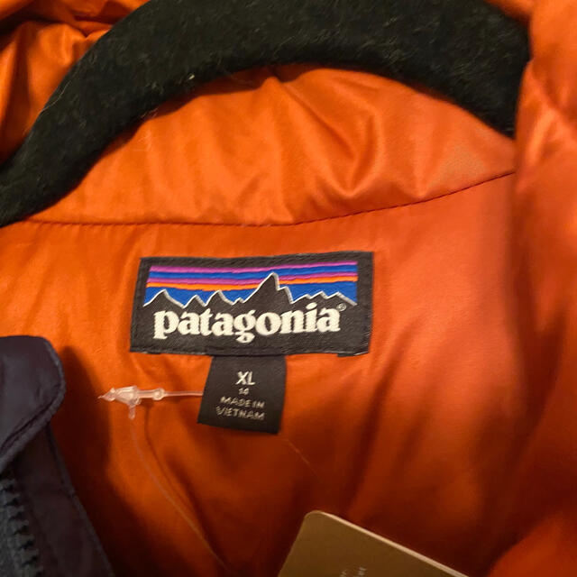 patagonia(パタゴニア)のハワイで購入　patagonia ダウン レディースのジャケット/アウター(ダウンジャケット)の商品写真
