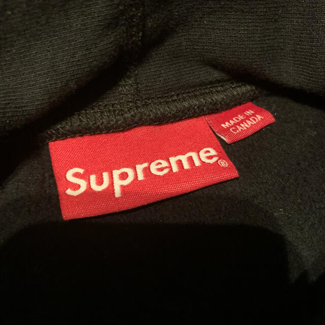 Supreme(シュプリーム)のSupreme small box logo M メンズのトップス(パーカー)の商品写真