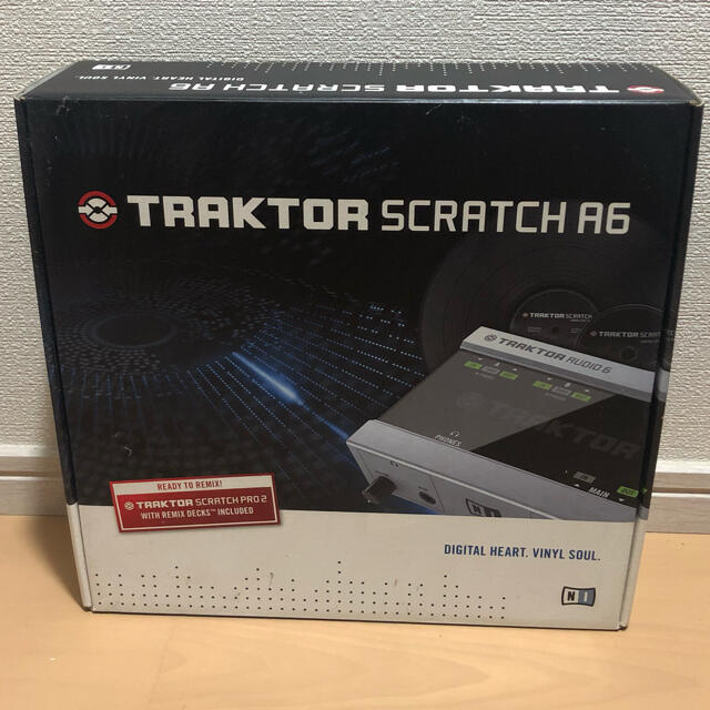 TRAKTOR Scratch A6 楽器のDJ機器(PCDJ)の商品写真