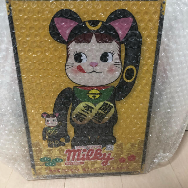 BE@RBRICK 招き猫 ペコちゃん 黒メッキ100% u0026 400% 72h限定