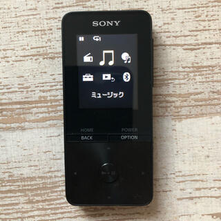 ソニー(SONY)のウォークマン　NW-S313 4GB ブラック(ポータブルプレーヤー)