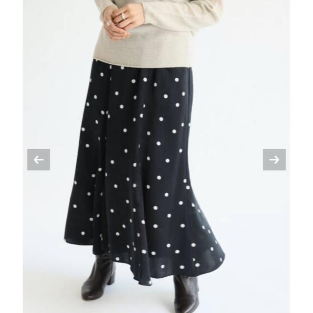 IENA(イエナ)のIENA イエナ ドットプリントランダムフレアスカート / ネイビー レディースのスカート(ロングスカート)の商品写真