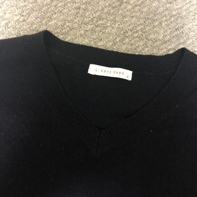 LOWRYS FARM(ローリーズファーム)のVネック セーター ニット 黒 ブラック 制服 冬服 レディースのトップス(ニット/セーター)の商品写真
