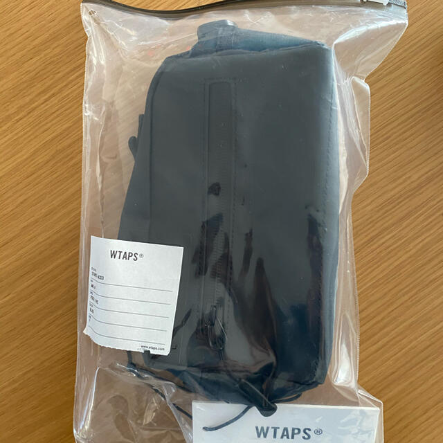 wtaps MAG M / POUCH. PVC BLACK