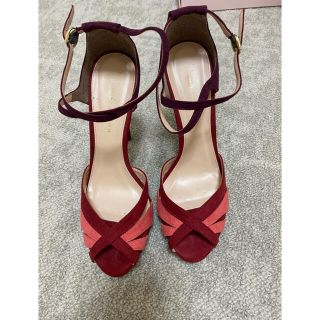 チャールズアンドキース(Charles and Keith)のチャールズアンドキース　サンダル(サンダル)