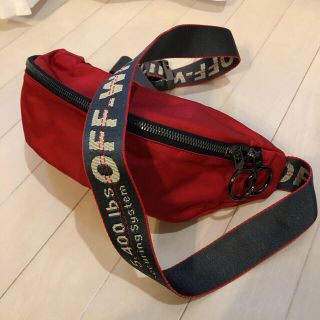 新品 未使用品 OFF-WHITE オフホワイト ボディバッグ