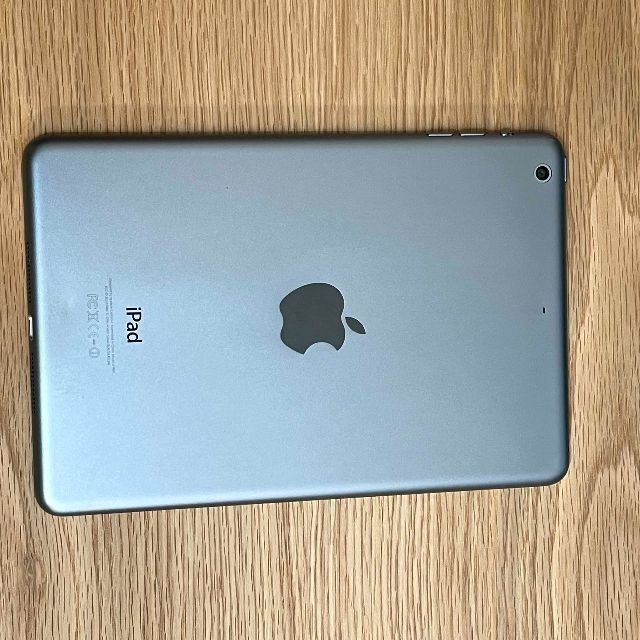 Apple(アップル)の[ジャンク]iPad mini 2 Wi-Fiモデル 32GB ME277J/A スマホ/家電/カメラのPC/タブレット(タブレット)の商品写真
