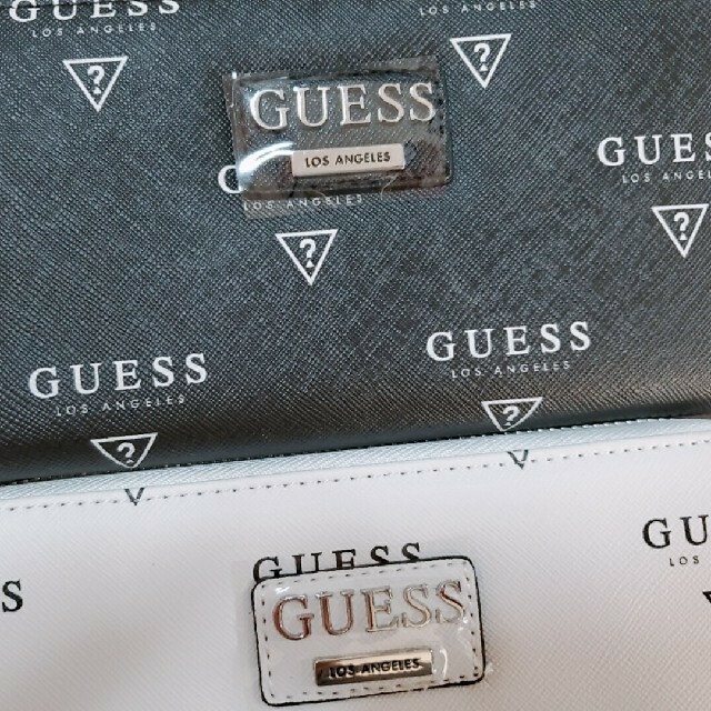 GUESS(ゲス)の【大人気】GUESS ゲス 長財布 文字柄♡ レディースのファッション小物(財布)の商品写真