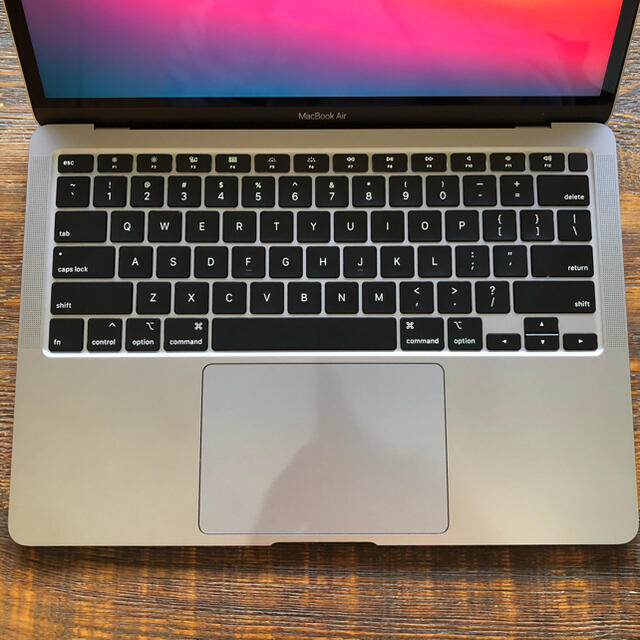 Apple(アップル)のApple MacBook Air Early 2020 USキーボード スマホ/家電/カメラのPC/タブレット(ノートPC)の商品写真