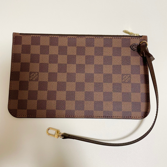 LOUIS VUITTON(ルイヴィトン)の【未使用品】ルイヴィトン  ダミエ  ポーチ レディースのファッション小物(ポーチ)の商品写真