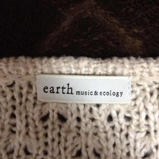 earth music & ecology(アースミュージックアンドエコロジー)のearth＊ケーブルニット レディースのトップス(ニット/セーター)の商品写真
