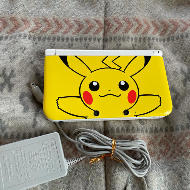 ニンテンドー3DS LL ポケモンセンター限定ピカチュウモデル - 携帯用 ニンテンドー3DS LL ポケモンセンター限定ピカチュウモデル - 携帯用