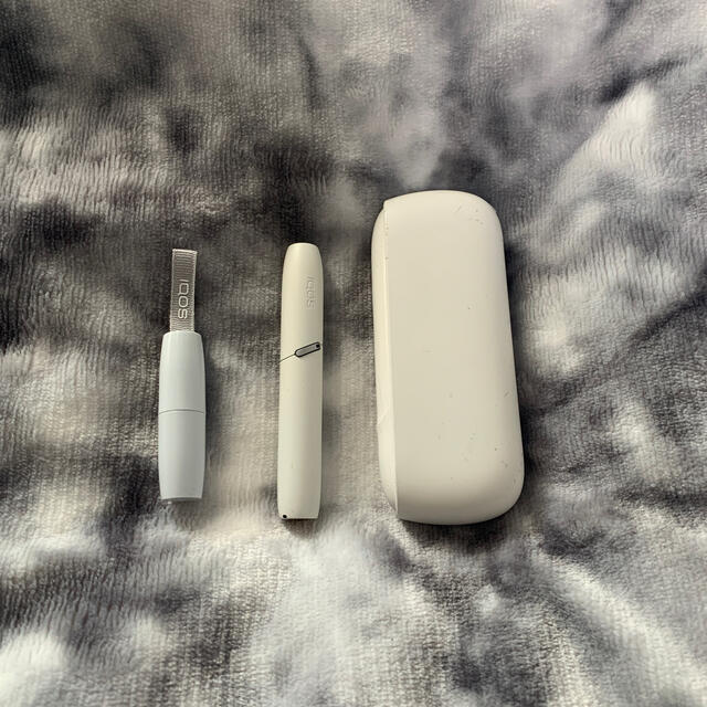 IQOS(アイコス)のiQOS3 メンズのファッション小物(タバコグッズ)の商品写真