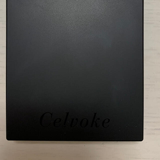 Cosme Kitchen(コスメキッチン)のCelvoke ヴォランタリー　ベイシス　アイパレット コスメ/美容のベースメイク/化粧品(アイシャドウ)の商品写真