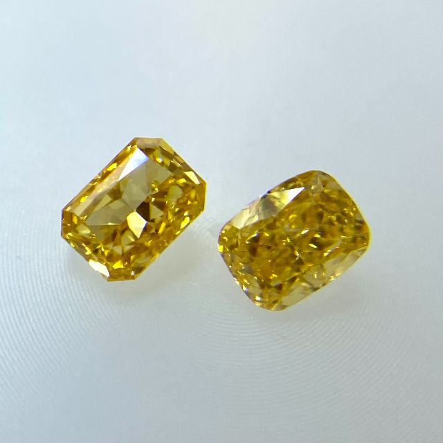 FANCY INTENSE ORANGY YELLOW0.130＆0.113ct 2