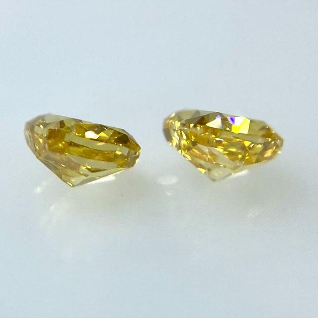 FANCY INTENSE ORANGY YELLOW0.121＆0.116ct