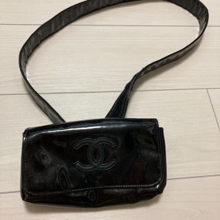 シャネル(CHANEL)のシャネル CHANEL エナメル ボディバッグ ウエストポーチ ショルダーバッグ(ボディバッグ/ウエストポーチ)