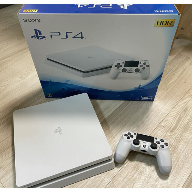 PlayStation4(プレイステーション4)のSONY PlayStation4 本体 CUH-2100AB02 エンタメ/ホビーのゲームソフト/ゲーム機本体(家庭用ゲーム機本体)の商品写真