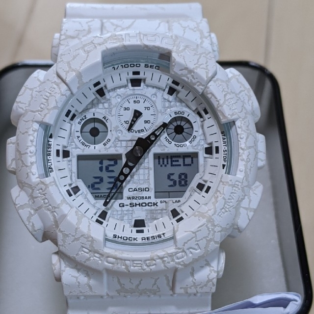 激レア❗G-SHOCK GA-100CG-7AJF クラックドパターン ホワイト 激レア❗G-SHOCK GA-100CG-7AJF クラックドパターン ホワイト